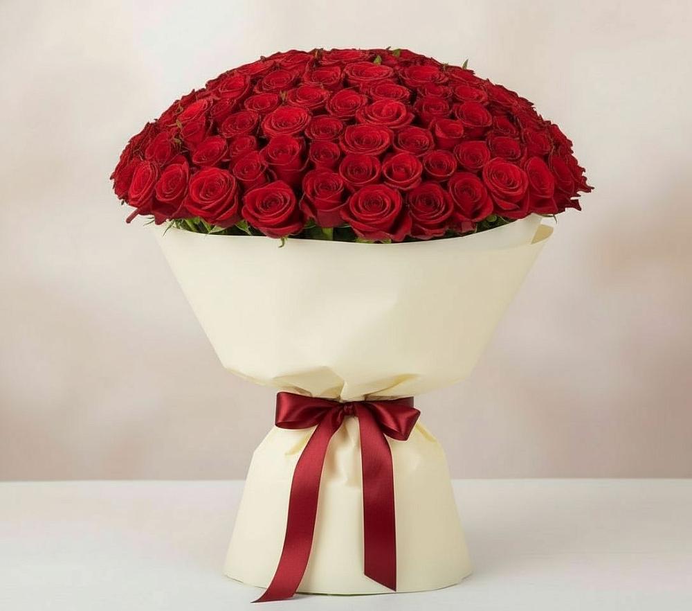 Букет 101 Красная роза Милано в Фруктовом