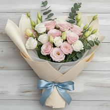 Букет цветов из:  Лизиантусы в Фруктовом