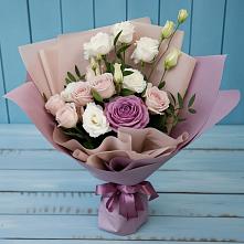Букет цветов из:  Розы и Лизиантусы в Фруктовом