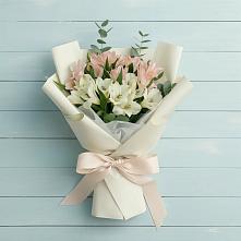 Букет цветов из:  Альстромерии в Фруктовом