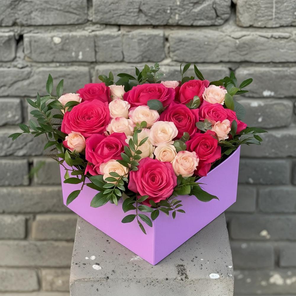 Цветочная композиция из Розы в коробке в Фруктовом