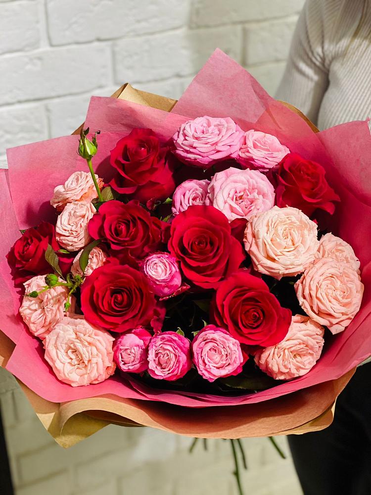 Букет цветов из: Розы в Фруктовом