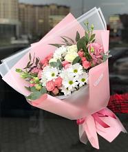 Букет цветов из:  Розы, Лизиантусы и Хризантемы в Фруктовом