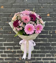 Букет цветов из:  Герберы и Хризантемы #REPLACE_PRED# Фруктовом