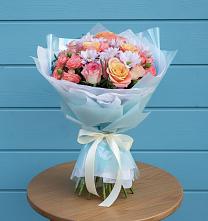 Букет цветов из:  Хризантемы и Розы в Фруктовом